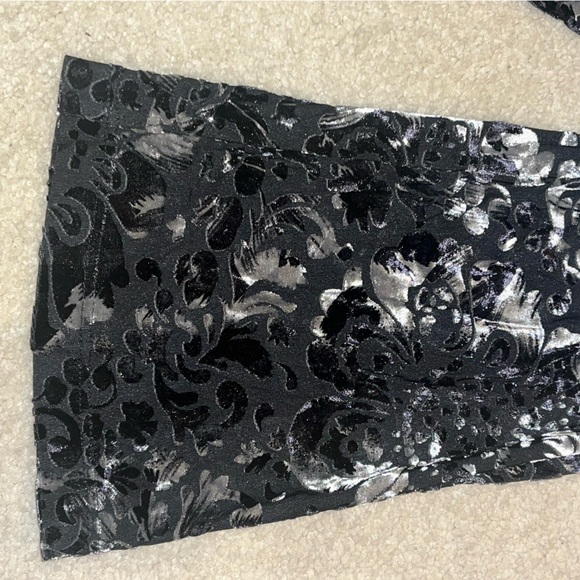 Y2K Velvet Burnout fairy grunge whimsygoth blouse plunging neck, bell sleeves L - Picture 3 of 5